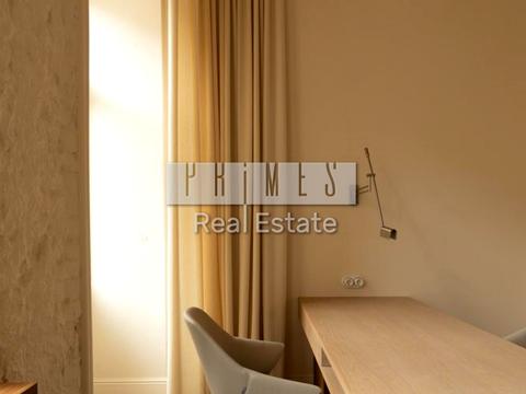 комерційна за адресою Саксаганського вул., 33