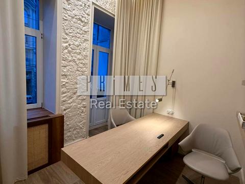 комерційна за адресою Шота Руставелі вул., 33