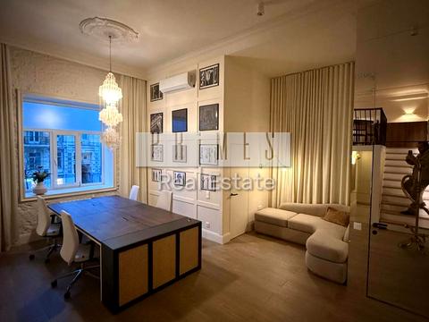 комерційна за адресою Шота Руставелі вул., 33