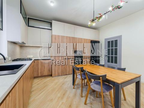 дом по адресу Згуровская ул.