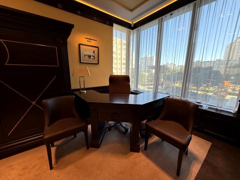 комерційна за адресою Оболонський просп., 26