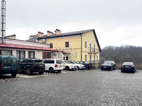 коммерческая по адресу Зарванська, 7/3