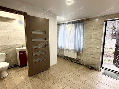 квартира за адресою центральна, 12