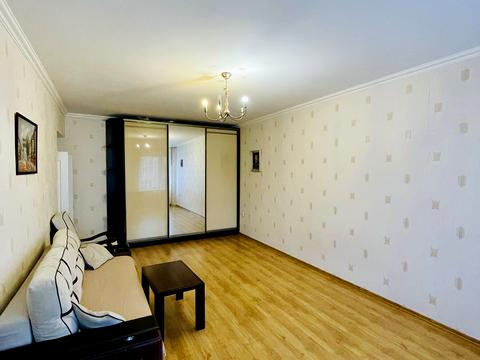 квартира за адресою Тополина вул., 16