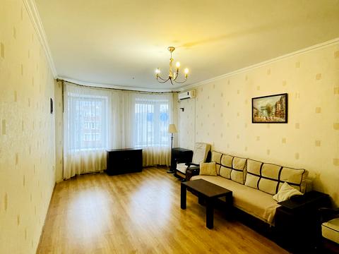 квартира за адресою Тополина вул., 16