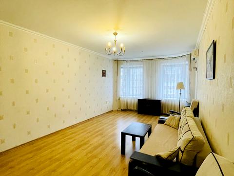 квартира за адресою Тополина вул., 16