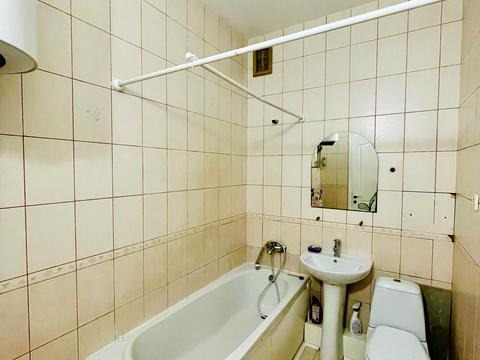 квартира за адресою Тополина вул., 16