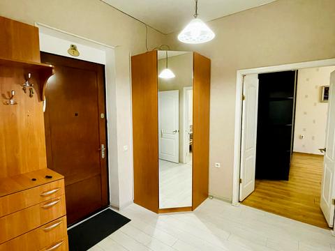 квартира за адресою Тополина вул., 16