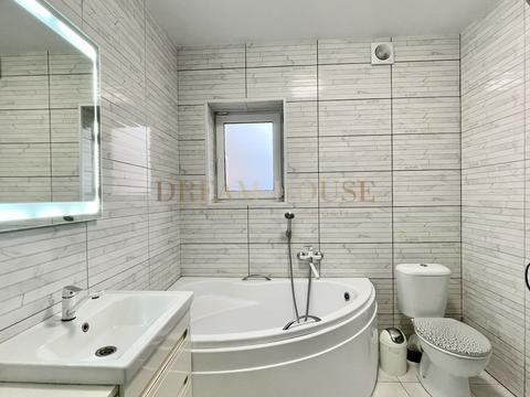 дом по адресу Варшавская ул., 112