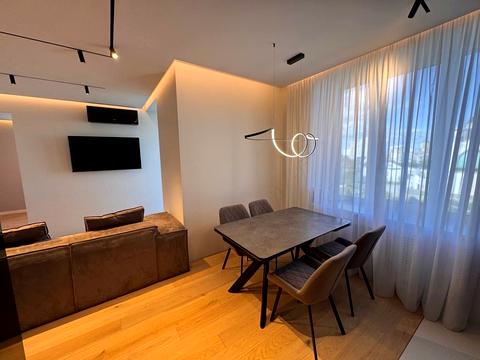 квартира за адресою Микільсько-Слобідська вул., 3-Б