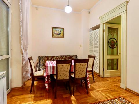 квартира за адресою Героїв Майдану вул. (Гвардійська), 6