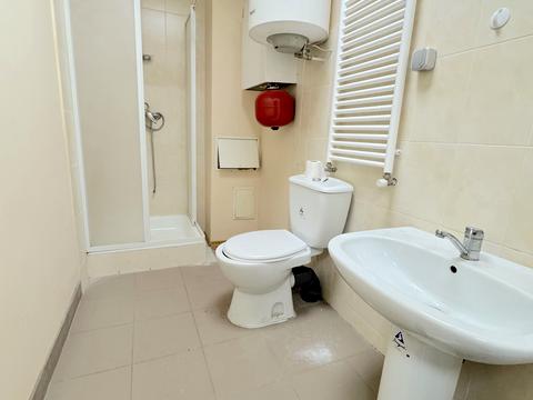 комерційна за адресою Обсерваторний пров., 2/4