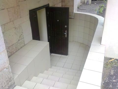 комерційна за адресою Обсерваторний пров., 2/4