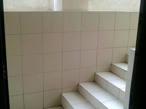 комерційна за адресою Обсерваторний пров., 2/4