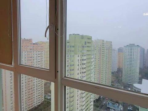 квартира за адресою Воскресенська вул., 18