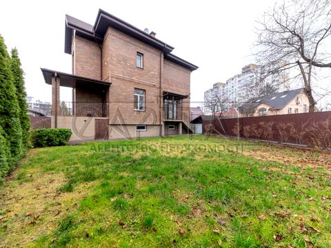 будинок за адресою Нивки