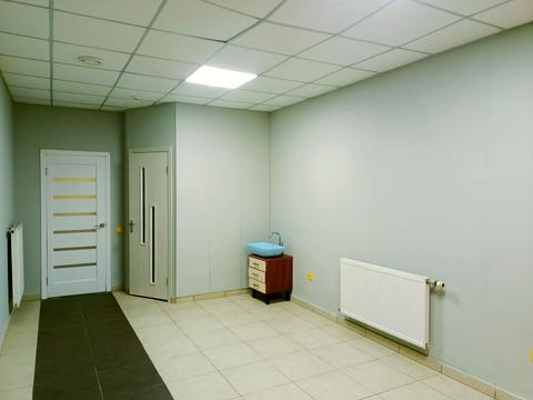 коммерческая по адресу Черновола ул., 85