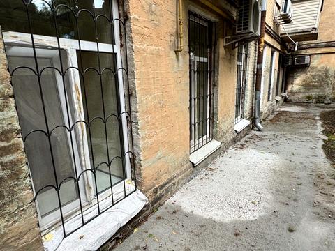 комерційна за адресою Київ, Чеховський пров., 9