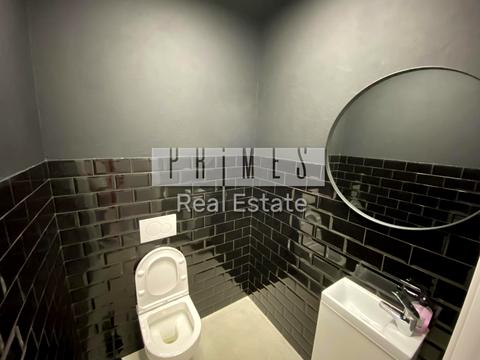 комерційна за адресою Андрія Верхогляда вул. (Михайла Драгомирова), 15