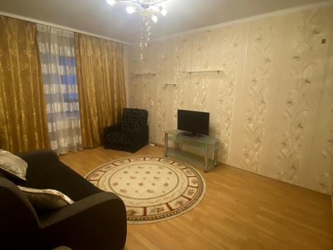 квартира за адресою Леоніда Бикова бульв., 8