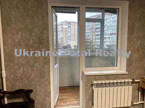 квартира за адресою Каштанова вул., 8