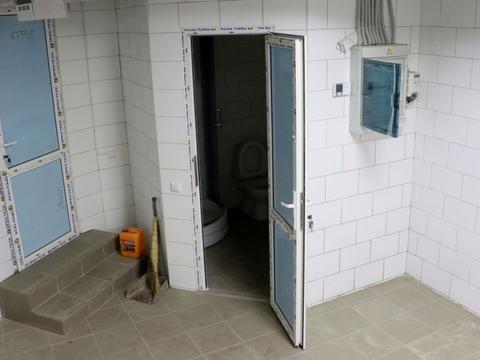 комерційна за адресою Лютеранська вул., 4