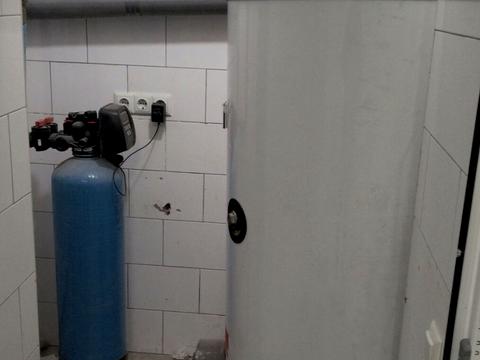 комерційна за адресою Лютеранська вул., 4