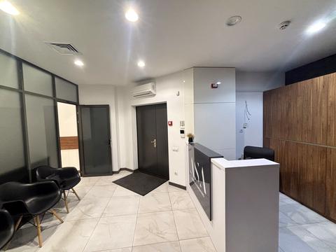 комерційна за адресою Полтавська вул., 10