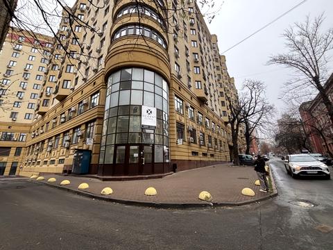 комерційна за адресою Полтавська вул., 10