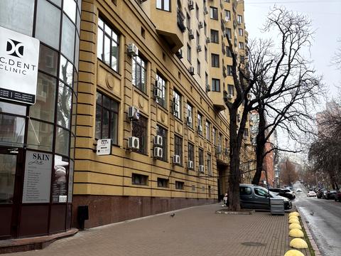 комерційна за адресою Полтавська вул., 10