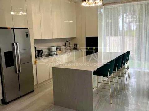 будинок за адресою Хутірська вул.