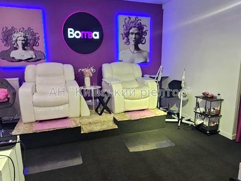 комерційна за адресою Берестейський просп. (Перемоги), 12