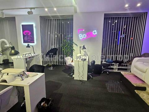 комерційна за адресою Берестейський просп. (Перемоги), 12