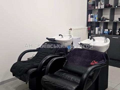 комерційна за адресою Берестейський просп. (Перемоги), 12