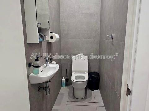 комерційна за адресою Берестейський просп. (Перемоги), 12