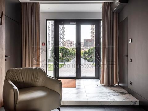 комерційна за адресою Бульварно-Кудрявська вул. (Воровського), 17