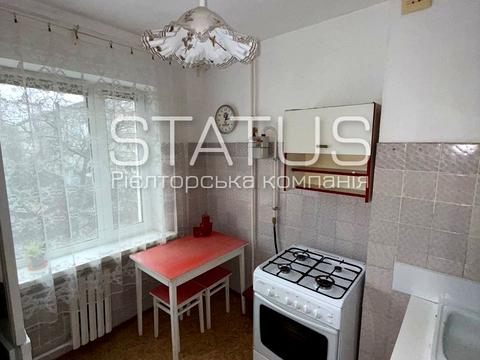 квартира за адресою Героїв України вул., 9