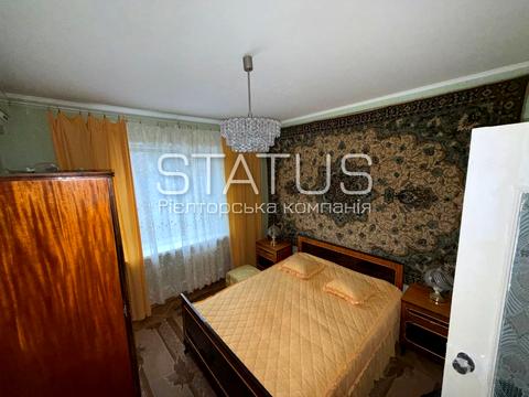 квартира за адресою Героїв України вул., 9