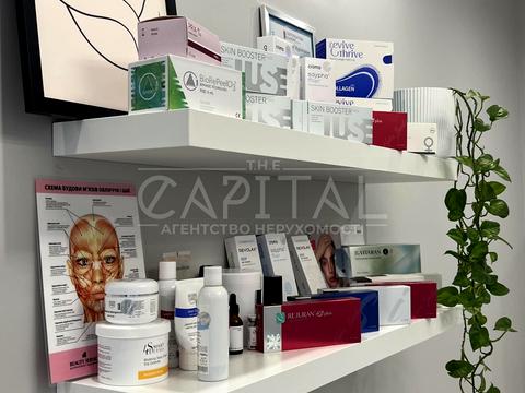 комерційна за адресою Петрівська вул., 1