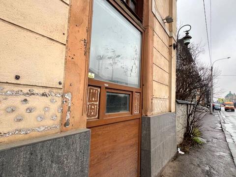 комерційна за адресою Залізнична вул., 31