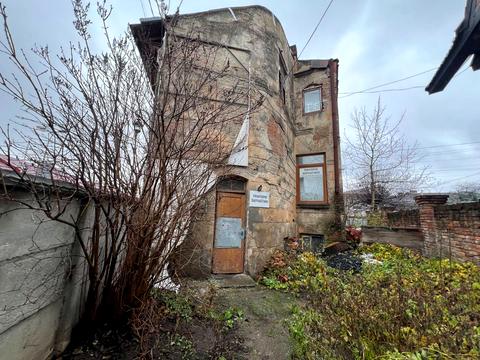 комерційна за адресою Залізнична вул., 31