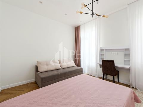 квартира за адресою Лабораторний пров., 7