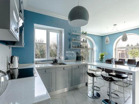 дом по адресу шкільна