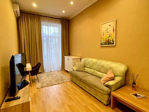 квартира за адресою Володимирська вул., 18