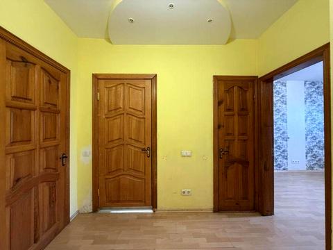 квартира за адресою Зої Гайдай вул., 2