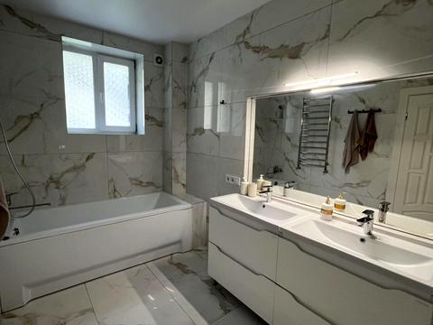 будинок за адресою Юрія Федьковича вул.