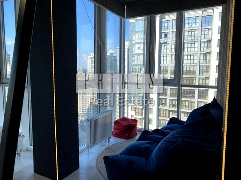 коммерческая по адресу Андрея Верхогляда ул. (Михайла Драгомирова), 15