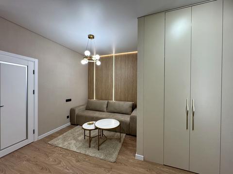 квартира за адресою Краснова вул., 1-Б