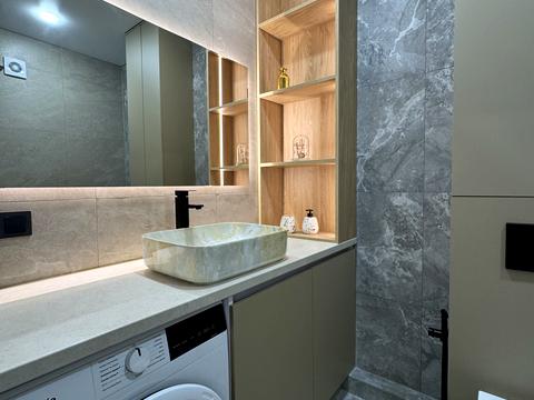 квартира за адресою Краснова вул., 1-Б