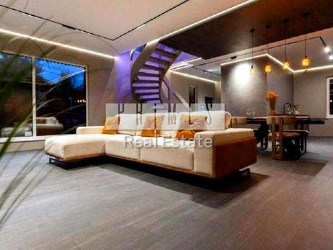 будинок за адресою Центральна вул.